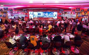 Tampilan permainan Mega Wheel dengan roda dealer langsung di colok sgp